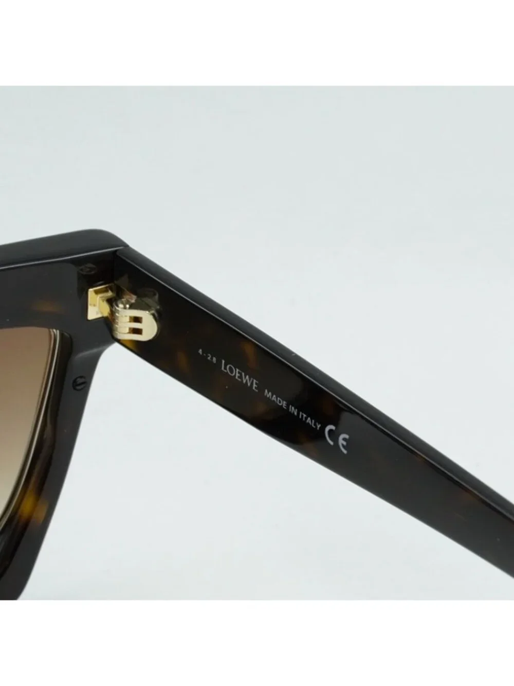 Loewe LW40012F 52F Sunglasses Dark Havana Shield Frame, Gradient Brown Lenses